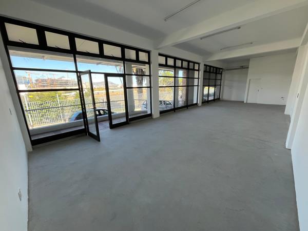 81 m² Commercial space