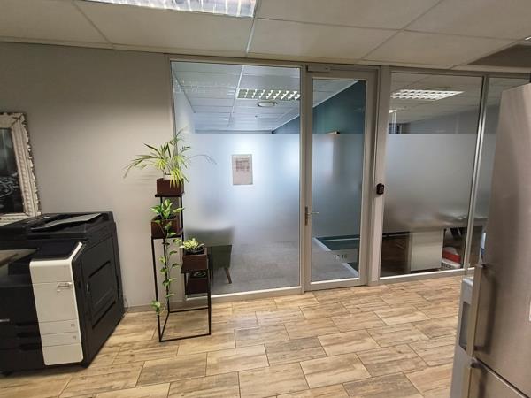79 m² Commercial space