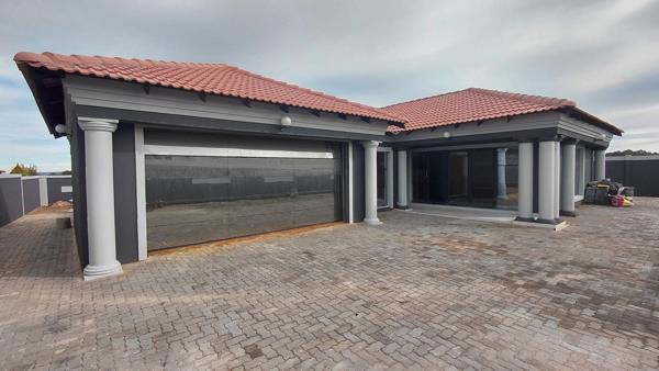 4 Bedroom Townhouse