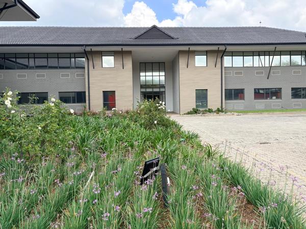 3 949 m² Commercial space