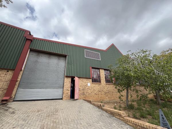 1 033 m² Industrial space