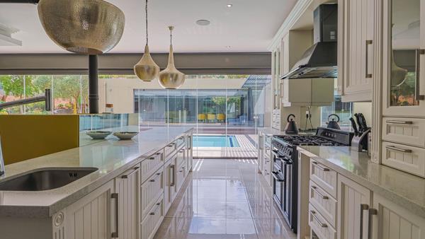 5 Bedroom House