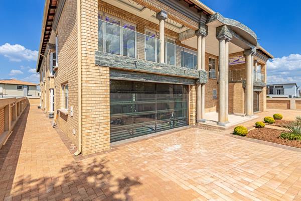 6 Bedroom House