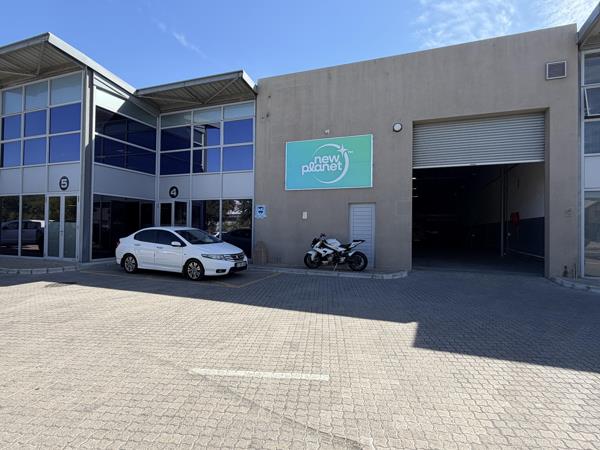 794 m² Industrial space