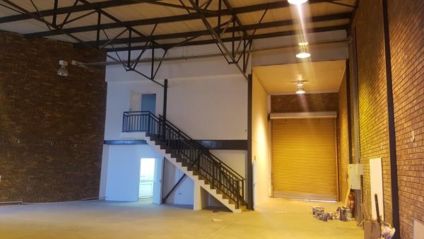 298 m² Industrial space