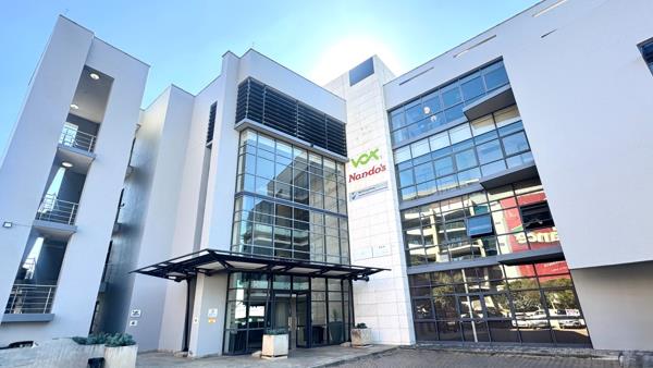 255 m² Office Space