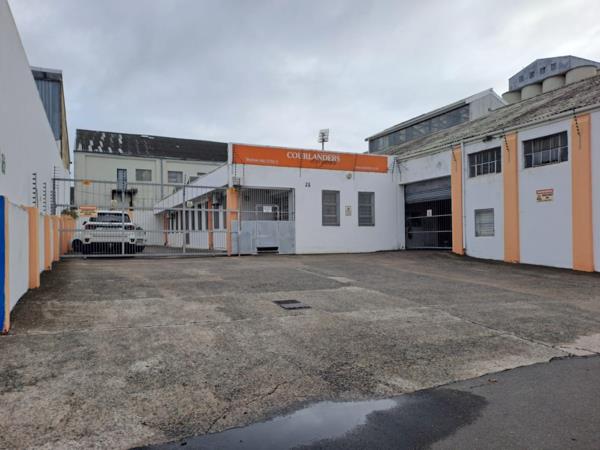 1 556 m² Commercial space