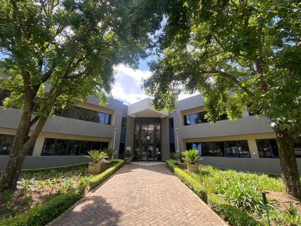 1 069 m² Office Space