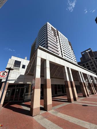 1 300 m² Retail Space