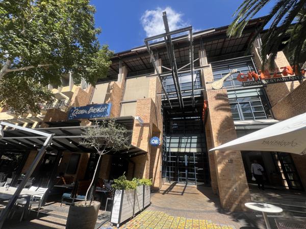 365 m² Commercial space