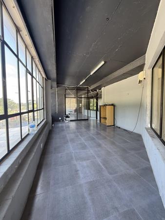 360 m² Industrial space