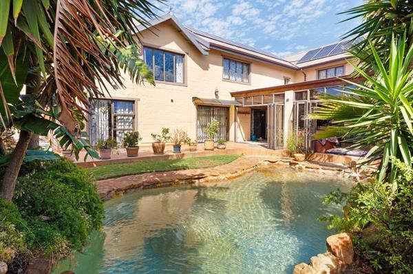 5 Bedroom House