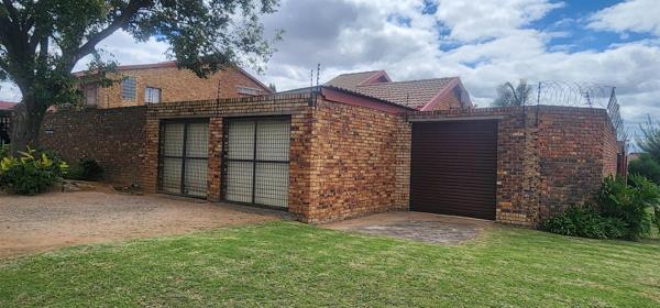 5 Bedroom Townhouse