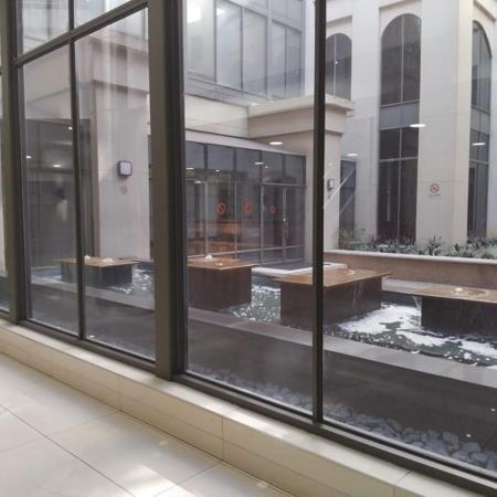 712 m² Office Space