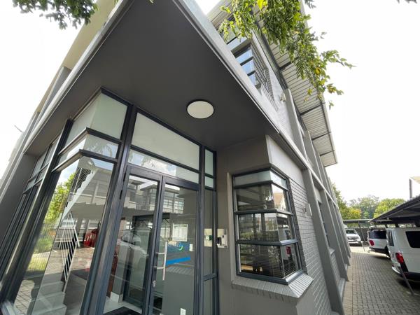 230 m² Commercial space