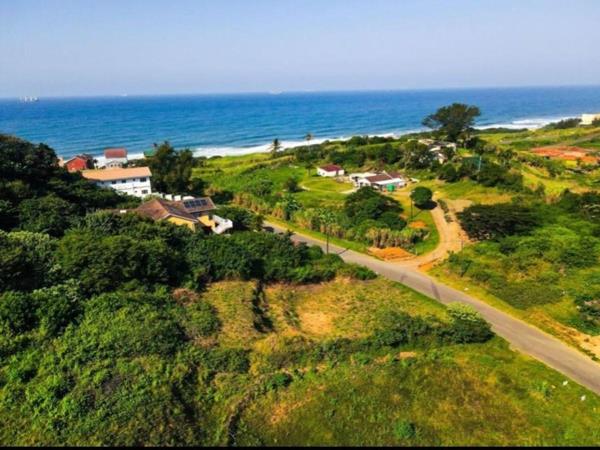 1 075 m² Land