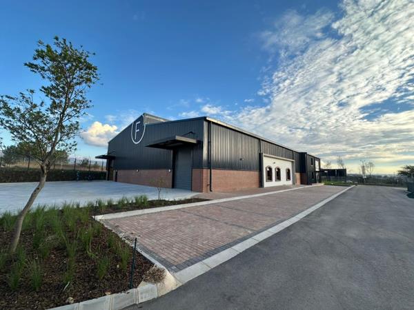 1 581.8 m² Industrial space