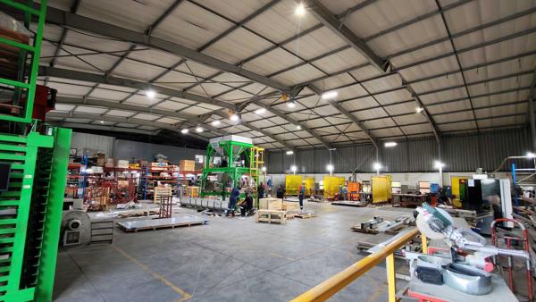 1 397 m² Industrial space