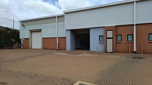 673 m² Industrial space