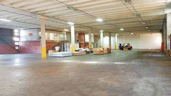1 370 m² Industrial space