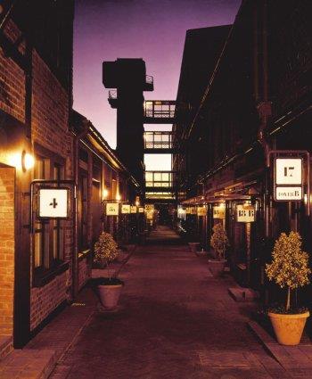 477 m² Office Space