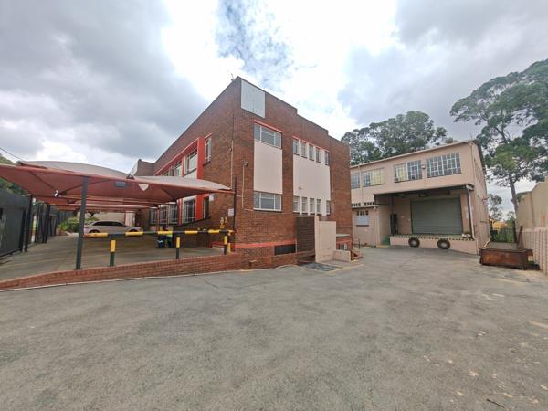 3 044 m² Industrial space
