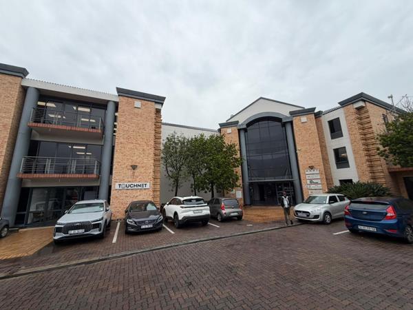 140 m² Commercial space