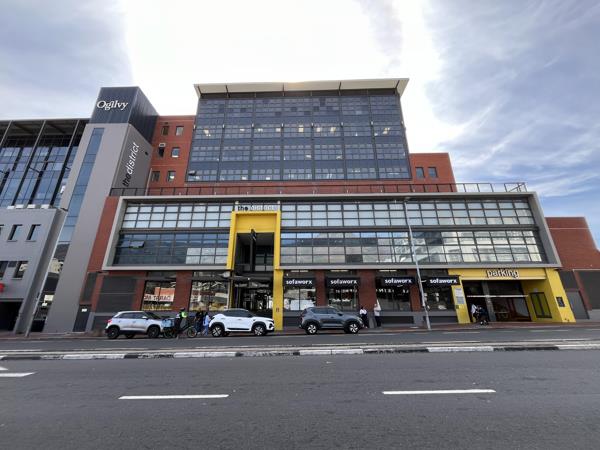 121 m² Commercial space