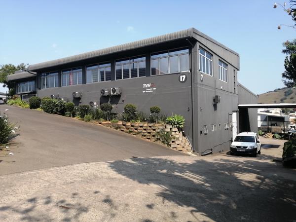 1 400 m² Industrial space