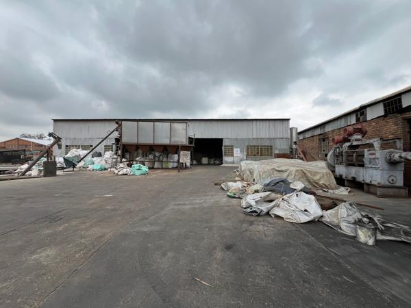 5 000 m² Industrial space