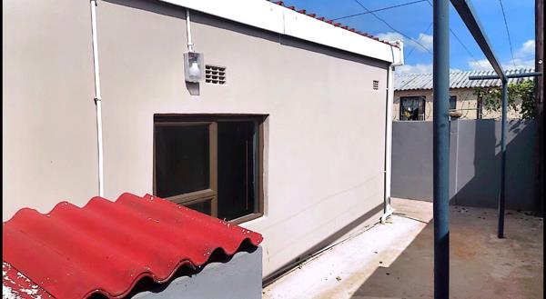1 Bedroom House