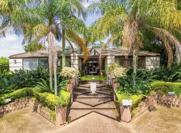 393 m² Commercial space