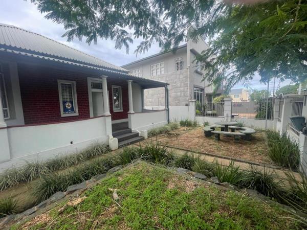 250 m² Office Space