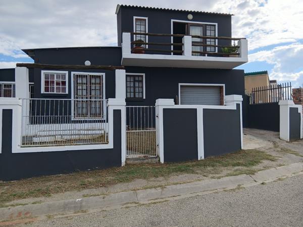 163 m² Retail Space