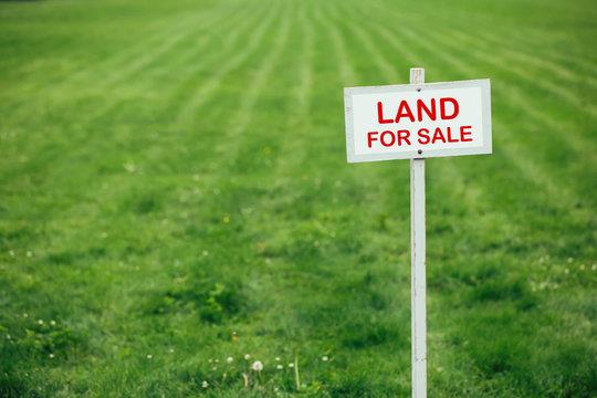 8 030 m² Land