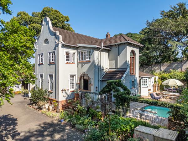 4 Bedroom Townhouse