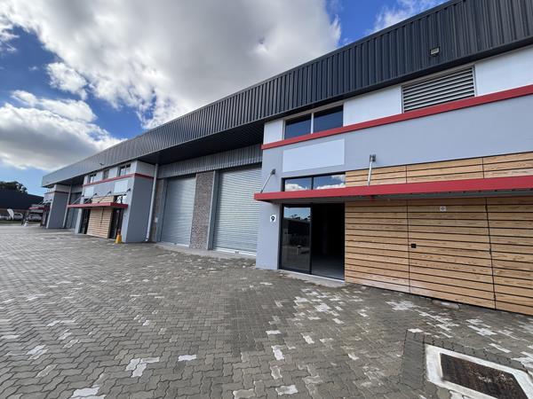 680 m² Industrial space