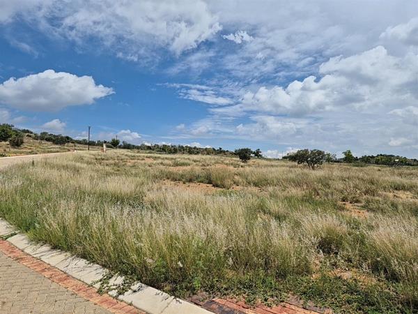 1 009 m² Land