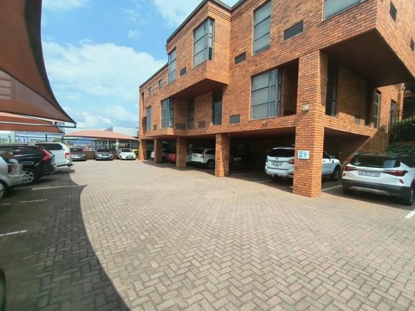 256 m² Commercial space