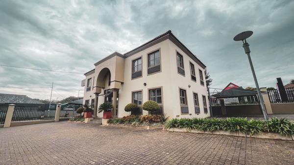 262 m² Office Space