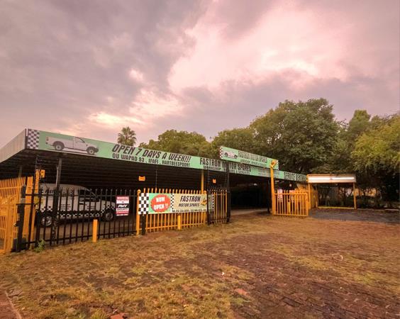 280 m² Commercial space