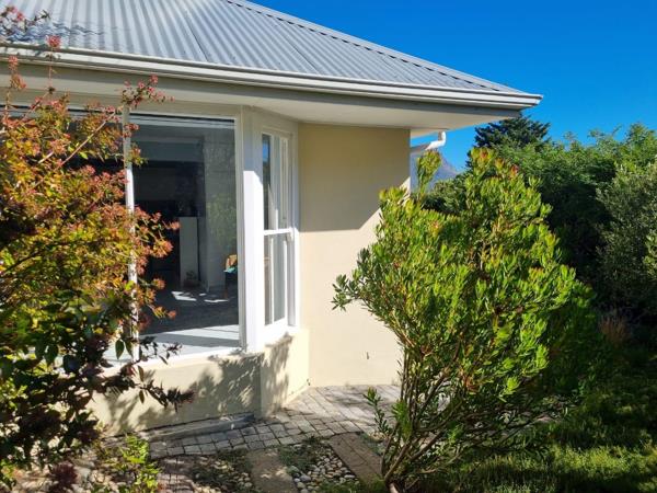 1 Bedroom Garden Cottage