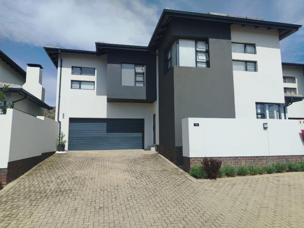 4 Bedroom Townhouse