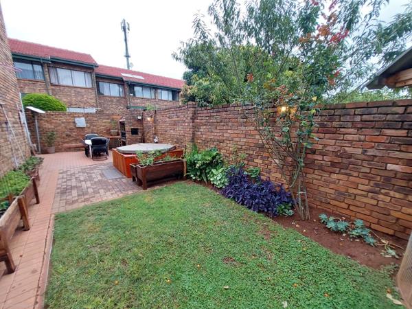 4 Bedroom Townhouse