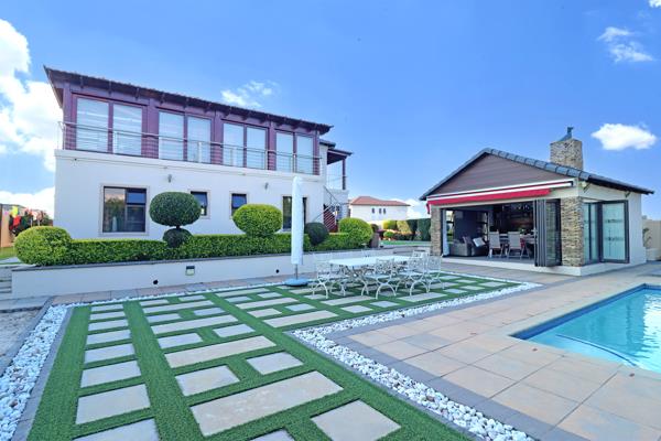 5 Bedroom House