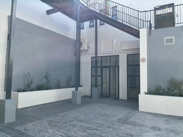 377 m² Commercial space