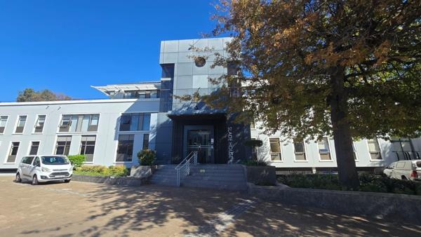 415.3 m² Commercial space