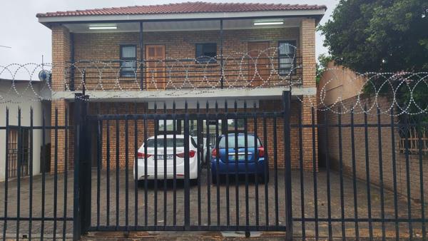 200 m² Office Space