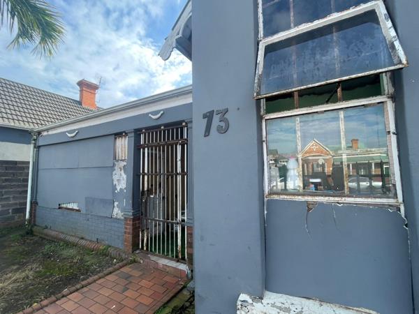 10 Bedroom House