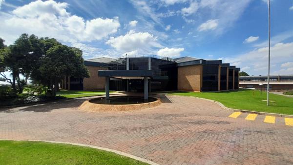 7 892 m² Commercial space